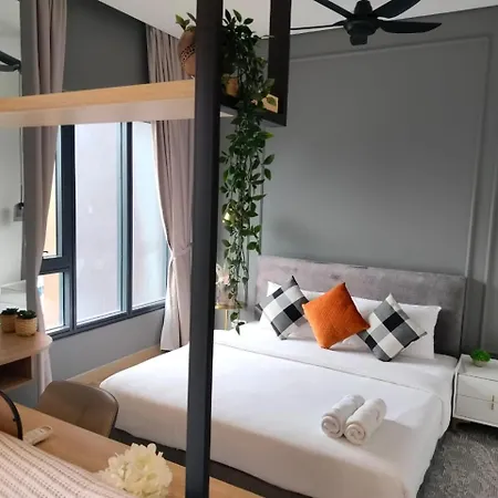 Lucentia Residence Has An Amazing Pool Kuala Lumpur Luaran gambar