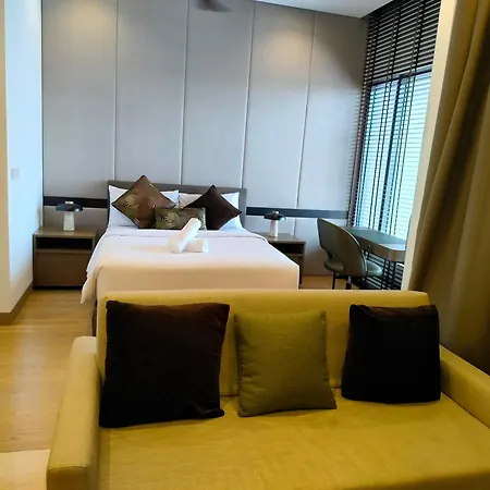 Lucentia Residence Has An Amazing Pool Kuala Lumpur Luaran gambar